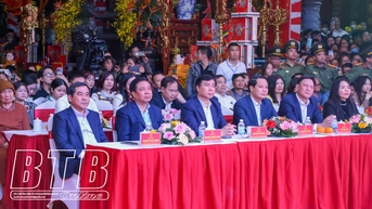 Khai mạc lễ hội Tiên La