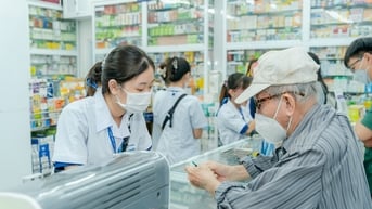 FPT Long Châu tiên phong mang giải pháp mới trong điều trị người bị bệnh mỡ máu