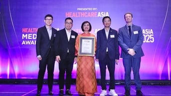 FPT Long Châu thắng giải đổi mới sáng tạo của năm tại Healthcare Asia Pharma Awards 2025