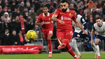 Liverpool đụng 'đá tảng' ở Champions League, M.U khó lòng mơ lên ngôi Europa League