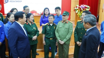 Đoàn ĐBQH tỉnh tiếp xúc cử tri trước Kỳ họp thứ 9