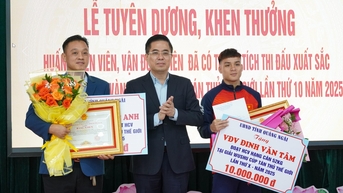 Khen thưởng huấn luyện viên, vận động viên đoạt huy chương vàng Giải Cúp tán thủ thế giới 2025