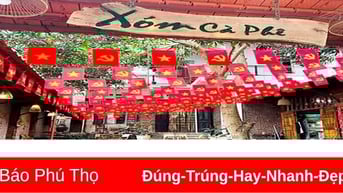 Những quán cafe rực rỡ sắc cờ đỏ