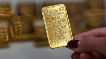 Giá vàng tiếp tục lên 111 triệu một lượng