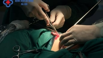 Cắt bỏ thận do chủ quan khi mắc sỏi niệu quản