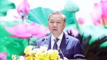 Phát triển kinh tế, nâng cao chất lượng cuộc sống nhân dân là nhiệm vụ hàng đầu