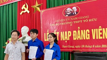 Nam Giang nâng cao chất lượng phát triển đảng viên