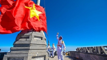 4월 30일부터 5월 1일까지 베트남 최대 장미 축제에서 수많은 흥미로운 경험을 해보세요.