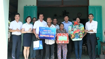 Sacombank Phú Yên hỗ trợ xây 2 nhà Tình nghĩa cho hộ nghèo tại xã An Dân