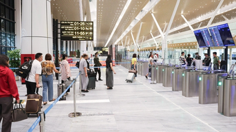 Nhà ga T3 Tân Sơn Nhất bắt đầu đón khách