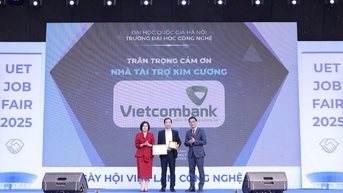 Vietcombank đồng hành ngày hội việc làm 'UET Career Fair 2025' tại ĐH Công nghệ
