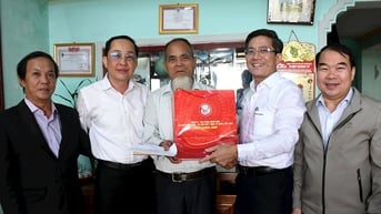 Tinh thần anh hùng Lê Y