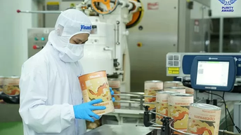 Vinamilk - Gần 50 năm vững vàng giữa “tâm bão” sữa giả