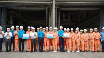 Lãnh đạo Tổng LĐLĐ Việt Nam thăm, động viên người lao động Công ty CP Nhiệt điện Quảng Ninh nhân Tháng Công nhân 2025