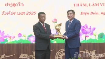 Phó Chủ tịch Quốc hội CHDCND Lào thăm, làm việc tại tỉnh Điện Biên