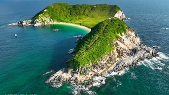 Cô Tô - Nơi sóng gọi mặt trời