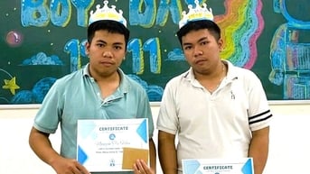 Anh em sinh đôi Hiền - Hậu cùng giành Huy chương Vàng Olympic Toán