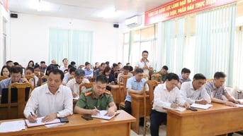 Giao ban báo chí định kỳ tháng 4/2025