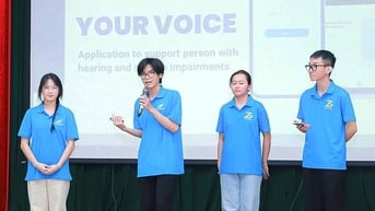 Sinh viên làm ứng dụng kết nối người khiếm thính