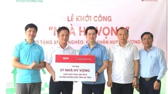 Agribank trao tặng 37 căn 'nhà hy vọng' tại Hà Tĩnh