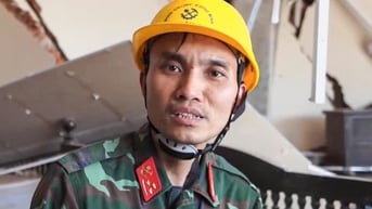 Thượng úy công binh kể phút giải cứu chàng trai mắc kẹt sau 6 ngày động đất