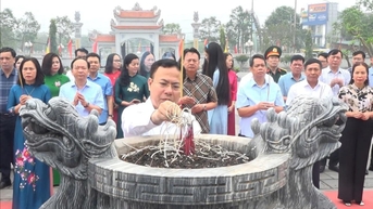 Chí Linh dâng hương kỷ niệm 50 năm thống nhất đất nước