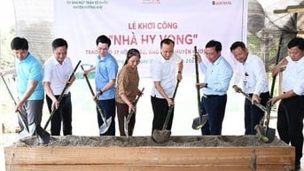 Agribank trao tặng 37 căn 'Nhà hy vọng' cho hộ nghèo ở Hà Tĩnh
