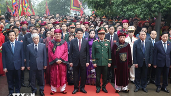 Chủ tịch nước Lương Cường dâng hương Giỗ Tổ Hùng Vương - Báo và Đài Phát thanh Truyền hình Lạng Sơn