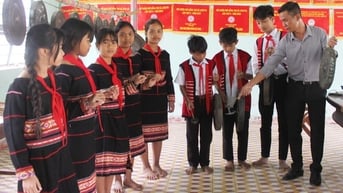 Trường THCS Dân tộc nội trú thị xã Ayun Pa bảo tồn và phát huy bản sắc văn hóa truyền thống