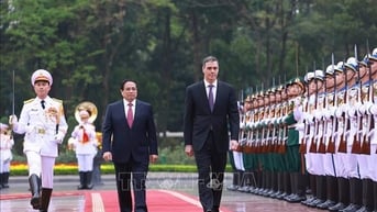 Thủ tướng Phạm Minh Chính chủ trì Lễ đón Thủ tướng Tây Ban Nha thăm chính thức Việt Nam