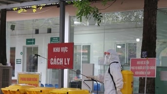 Bộ Y tế yêu cầu tăng cường sản xuất, nhập khẩu, tồn trữ thuốc phòng, chống COVID-19