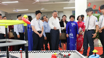 Nghị quyết số 71 hướng tới giáo dục và phát triển học sinh toàn diện