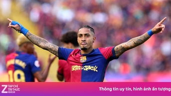 Barcelona đang nhớ Raphinha
