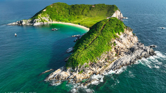 Ngắm bình minh trên đảo Cô Tô
