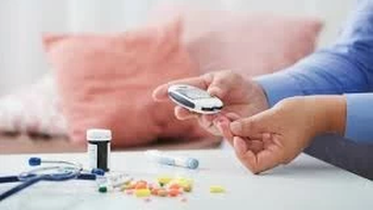 Có thể cắt 1 cữ thuốc vào buổi tổi khi đường huyết ổn định không?
