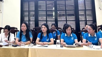 Xây dựng hình ảnh người phụ nữ Huế đáp ứng yêu cầu thời đại mới