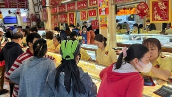 Giá vàng chiều nay 21/5/2025: Giá vàng trong nước và thế giới lại tăng nhiệt, chưa có dấu hiệu dừng lại