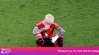 Garnacho bị chỉ trích