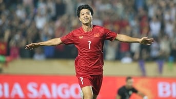 HLV Kim Sang Sik không gọi Công Phượng là lãng phí...