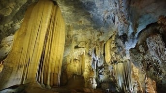 Vẻ đẹp tráng lệ của động Thiên Đường với thạch nhũ hàng trăm triệu năm tuổi