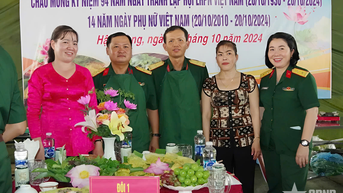 Trung tá Lê Thị Hoàng Oanh - “Bông hoa ngát hương” giữ vườn hoa việc tốt
