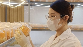 Thành công nhờ đa dạng hóa sản phẩm nước uống đông trùng hạ thảo