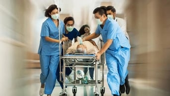 Chạy đua cứu người phụ nữ bị đột quỵ 2 lần trong 48 giờ