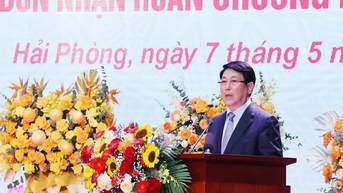 Chủ tịch nước: Hải quân cần phát huy truyền thống làm chủ vùng biển