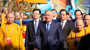 Bế mạc Vesak 2025: Đoàn kết là sức mạnh đưa Việt Nam thành dân tộc hùng cường