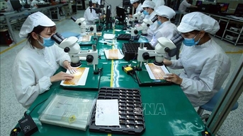 Aon 설문조사: 베트남, 2025년까지 동남아시아 임금 성장률 1위