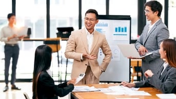 Doanh nghiệp, người lao động yên tâm cùng dịch vụ chi trả lương từ BAC A BANK