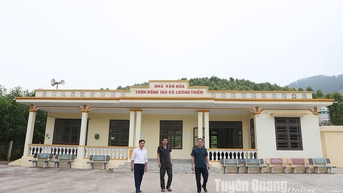 Đồng Tậu chuyển mình