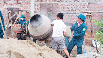 "Sao vuông" Suối Quyền