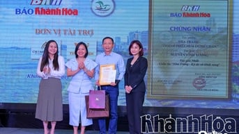 Báo Khánh Hòa trao giải cho 11 tác phẩm xuất sắc trong cuộc thi “Nha Trang - Ký ức và khát vọng”